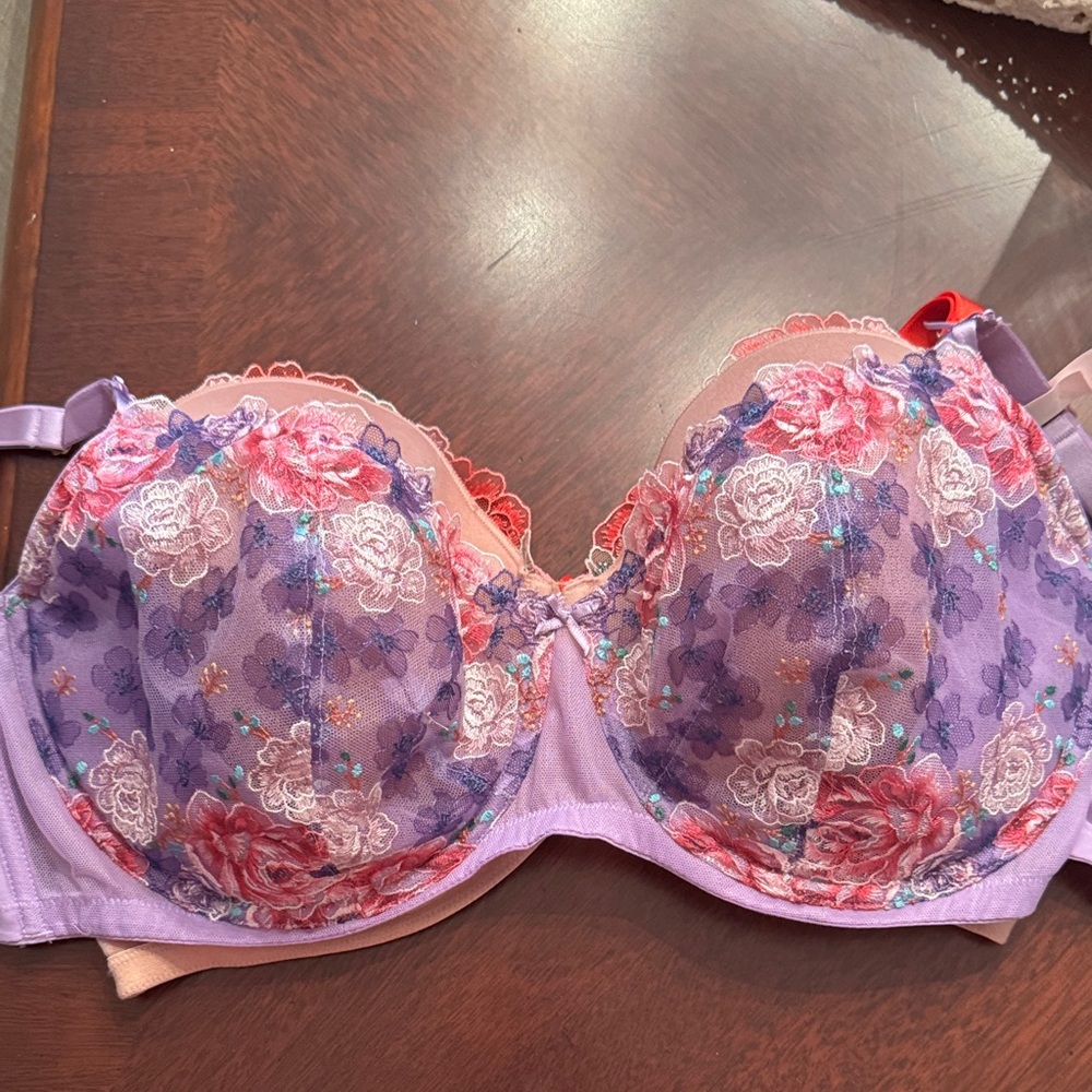 Victoria's Secret Lace Bra - Lavender and Coral